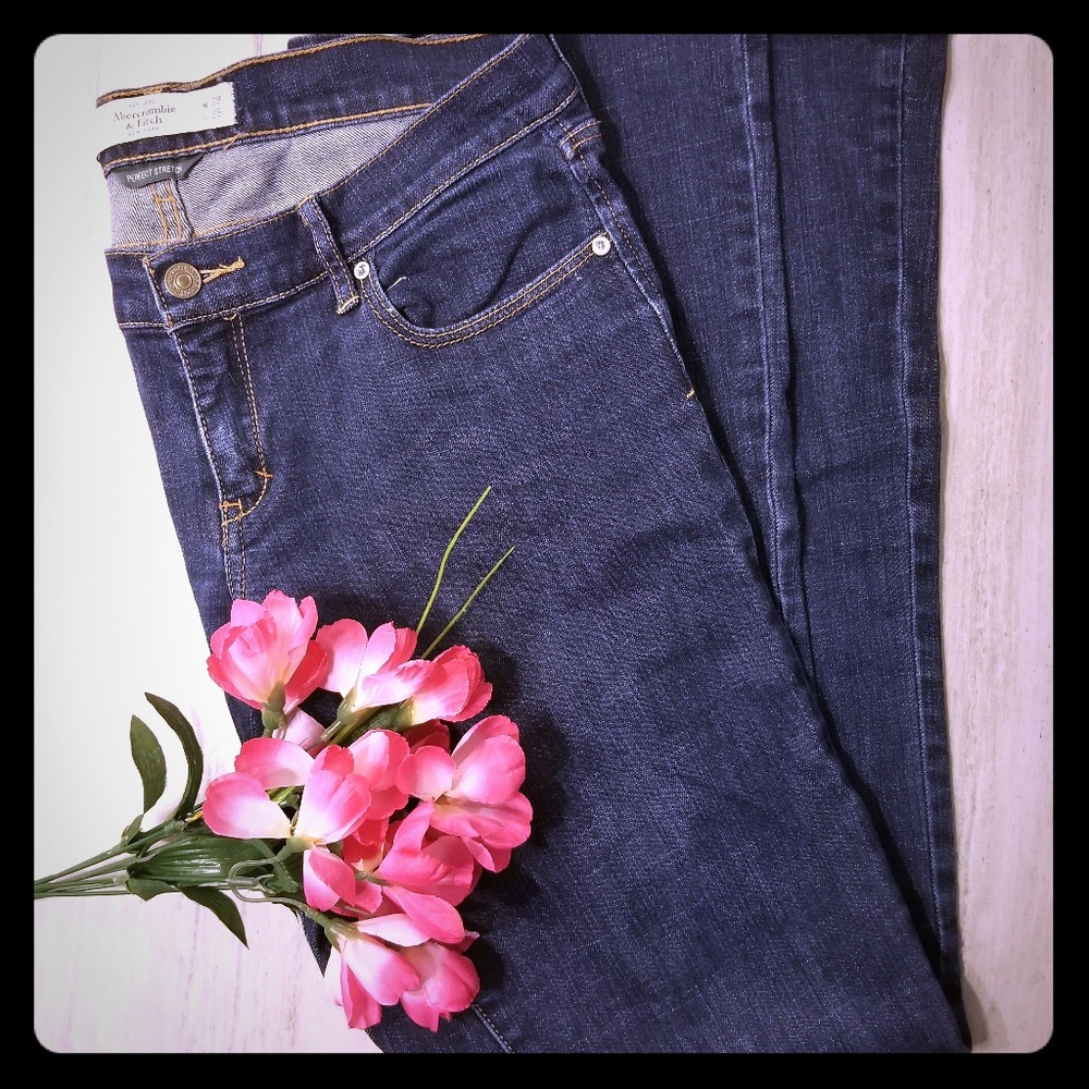 Abercrombie & Fitch size 8 long dark bootcut jeans